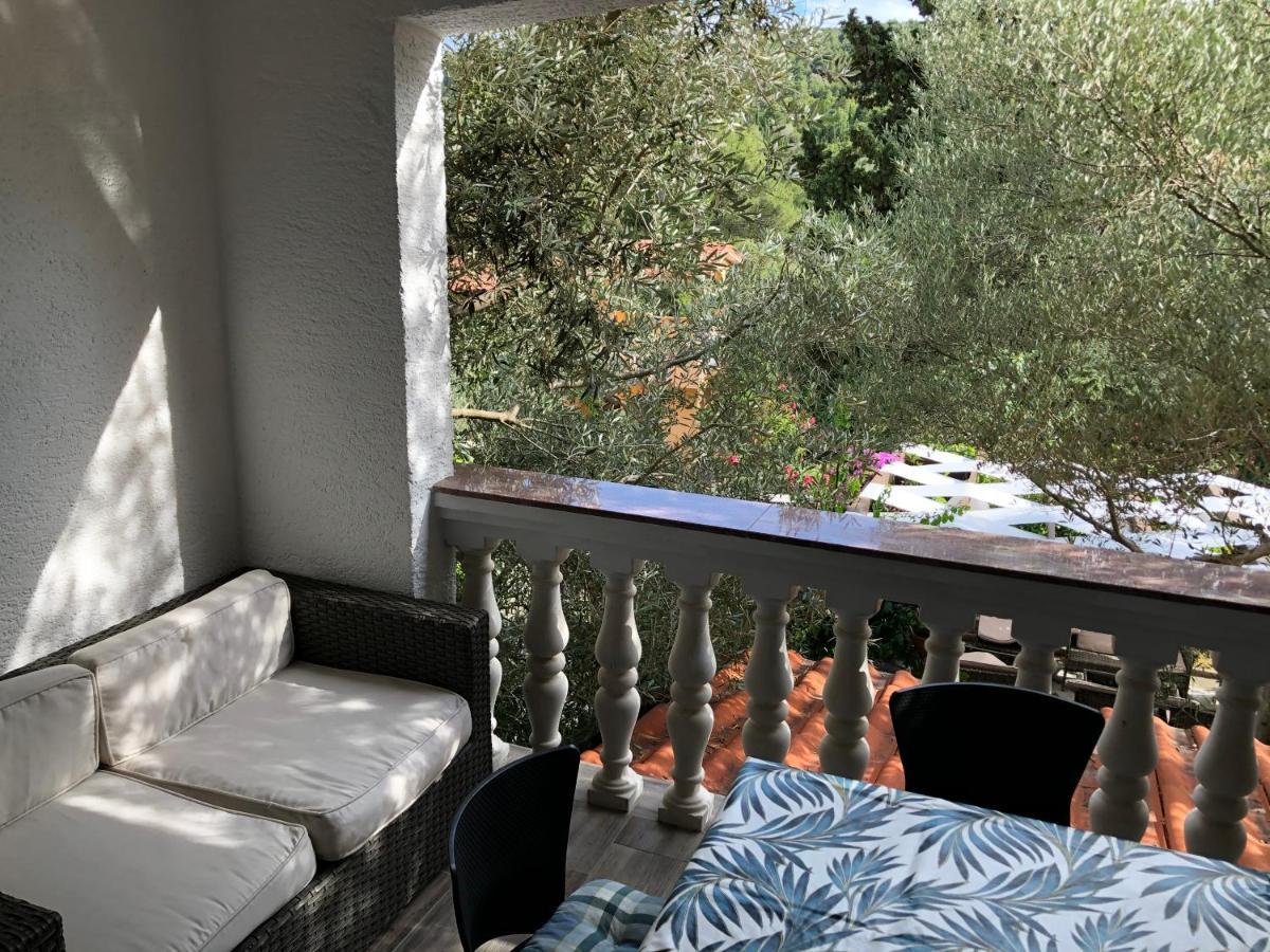 Guesthouse Vila Ruzmarin Ždrelac Extérieur photo